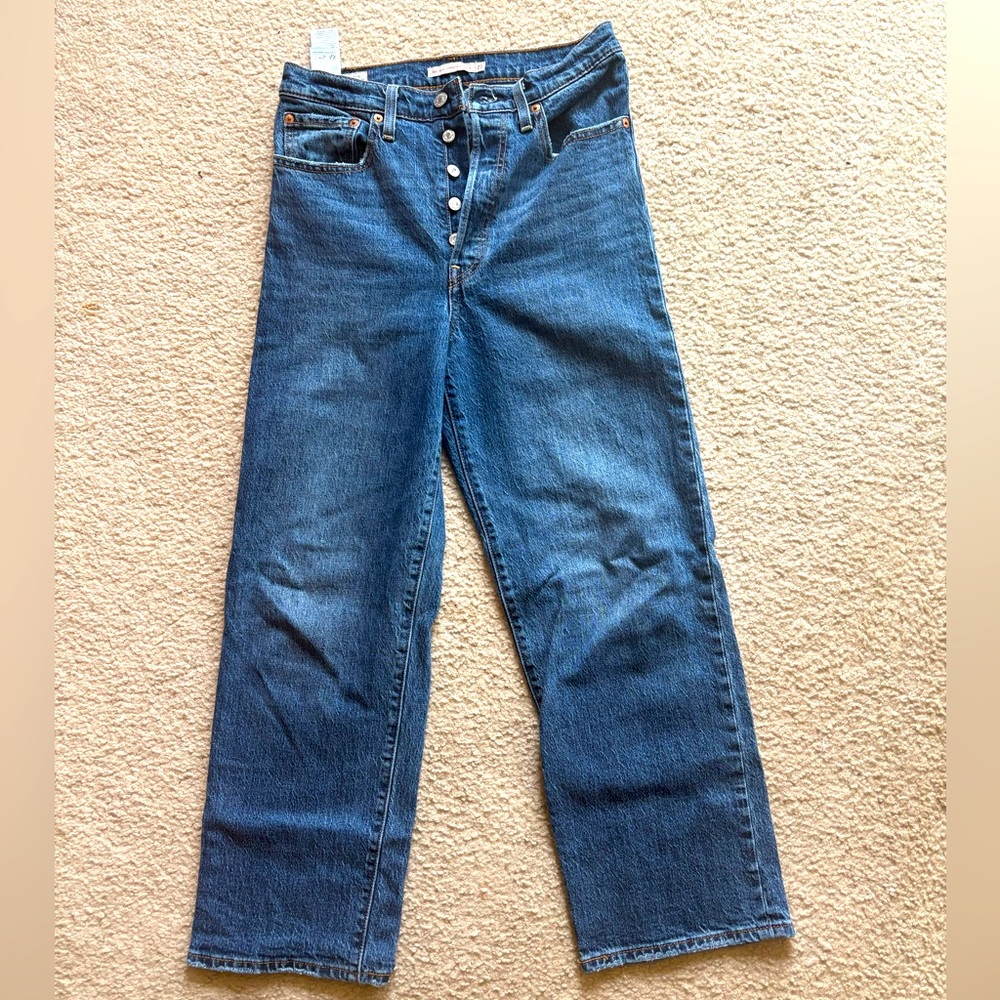 Levi’s Ribcage Straight Ankle Jeans